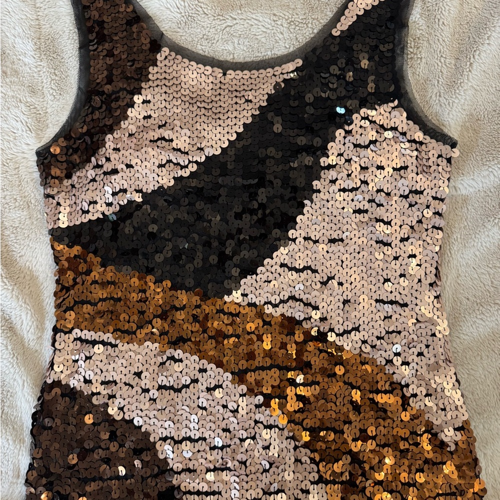 Cache Sequin Tank Top - Black, Gold, Beige - Picture 6 of 6